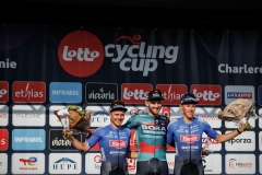 20230518 - Charleroi 


Jordi Meeus (BEL/Bora Hansgrohe) wins the Circuit de Charleroi Wallonie in a sprint. 

2nd place - Lionel Taminiaux (BEL/Alpecin Deceuninck)
3th place - Timo Kielich (BEL/Alpecin Deceuninck)


Circuit de Charleroi Wallonie - Lotto Cycling Cup 2023

©rhodevanelsen